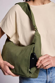 Borsa a tracolla multitasche Hindbag Emile - verde oliva