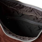 Borsa piccola Taslon riciclata Roka Belsize - Marrone cioccolato