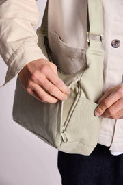 Borsa a tracolla multitasche Hindbag Emile - verde argilla