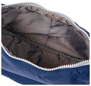 Borsa a tracolla Roka Farringdon Taslon - Blu cobalto intenso