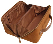 Alice Wheeler London Kensington Custodia per treno in pelle scamosciata - Fudge Tan
