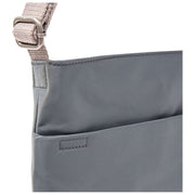 Borsa a tracolla media in nylon riciclato Roka Kennington - Grigio Beluga
