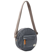 Borsa a tracolla piccola in nylon riciclato Roka Paddington - Grigio Beluga