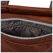 Borsa a tracolla piccola in nylon riciclato Roka Stratford - Rocky Road Marrone
