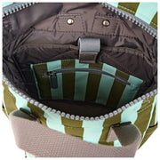 Zaino piccolo in tela riciclata Roka Canfield B - Moss Stripe/Blu