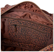 Borsone piccolo in tela riciclata Roka Gatwick - Mini Leopard Brown