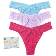 Hanky Panky Signature Lace Original Rise Matchbox Perizoma in confezione da 3 - Blu parzialmente nuvoloso/Lavanda fredda/Corallo