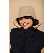 Cappello da pescatore in lana Hindbag Bob - Beige