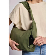 Borsa a tracolla multitasche Hindbag Emile - verde oliva