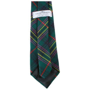 Cravatta scozzese moderna Locharron of Scotland Reiver Kennedy - Verde/Blu scuro/Rosso