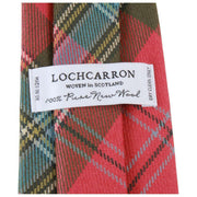 Cravatta scozzese invecchiata Locharron of Scotland Reiver MacLean of Duart - Rosa rosa/verde