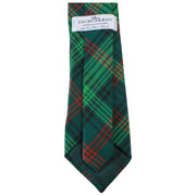 Locharron of Scotland Reiver Ross Hunting Modern Tartan Cravatta - Verde/Rosso