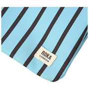 Borsa a tracolla Roka Carnaby XL in tela riciclata - Striscia blu