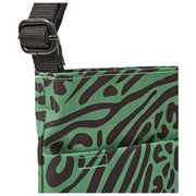 Borsa a tracolla media in tela riciclata Roka Kennington B - Verde carciofo