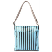 Borsa a tracolla media Roka Kennington B in tela riciclata - striscia blu