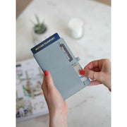 Custodia per passaporto Stackers - Blu scuro